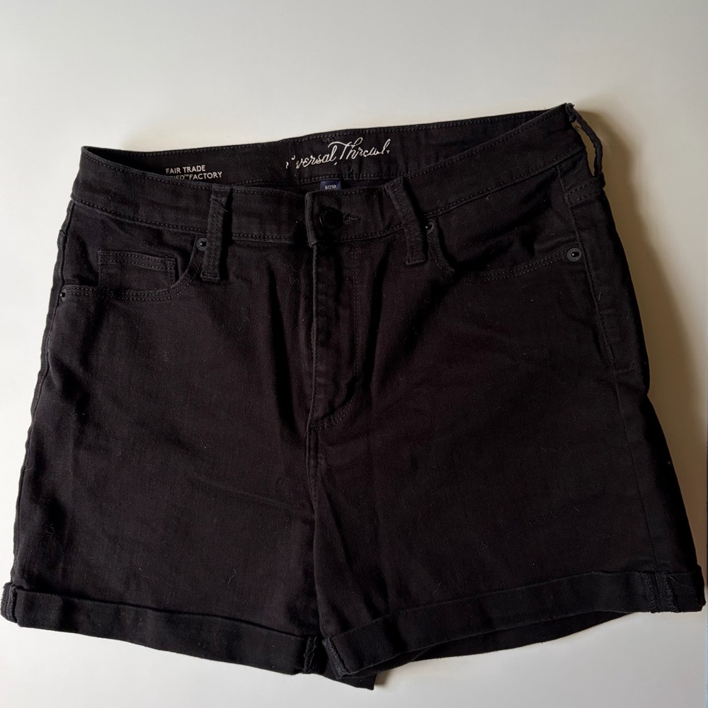 Universal Thread Shorts - Picture 2 of 2